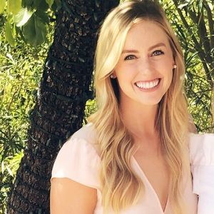 Meet your Posher, Whitney